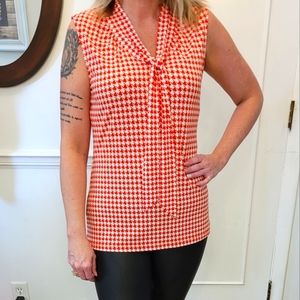 Sleeveless Banana Reoublic top